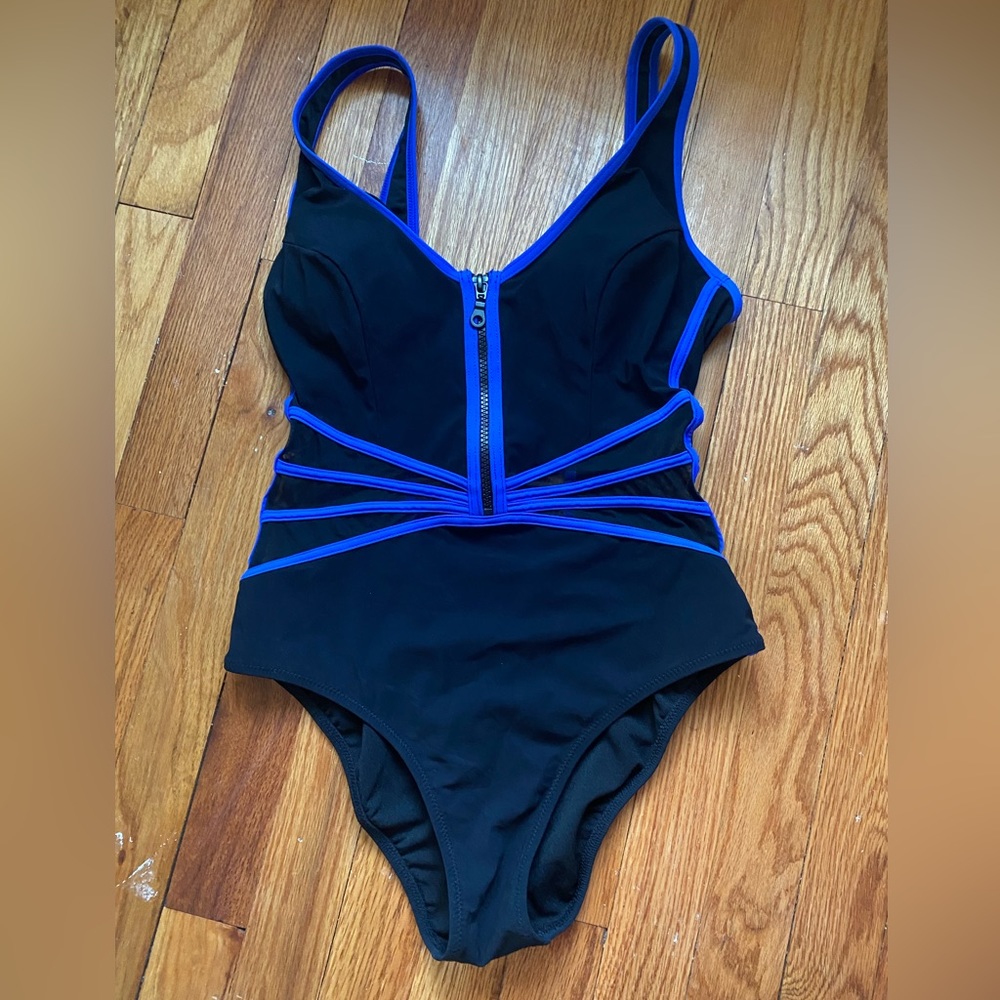Profile by Gottex Grand Prix sz 6 one piece mesh detail bathing suit black blue